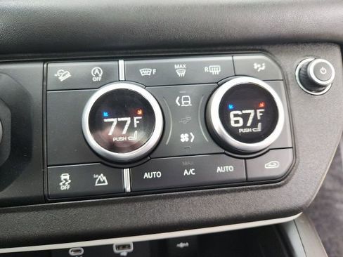 Used 2023 Land Rover Defender 90 S image 16