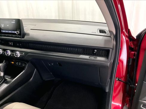 Used 2024 Honda CR-V EX image 13