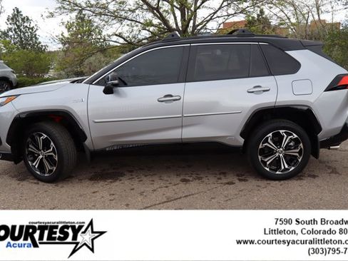 Used 2024 Toyota RAV4 XSE w/ Premium Package AWD/4WD image 3