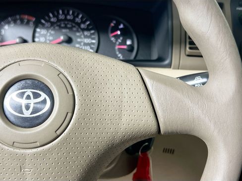 Used 2006 Toyota Corolla CE FWD image 19