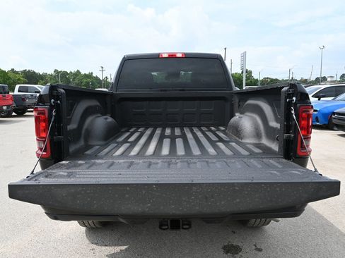 New 2026 RAM 2500 Big Horn AWD/4WD image 31