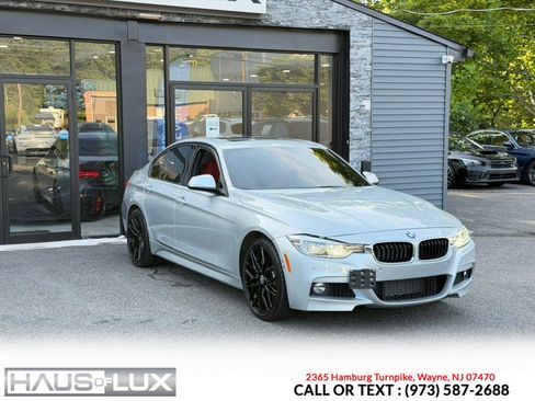 Used 2017 BMW 340i xDrive Sedan w/ Premium Package Enhanced AWD/4WD image 7