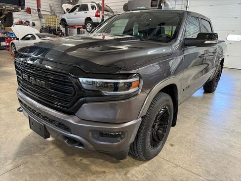 Certified 2021 RAM 1500 Limited w/ Night Edition AWD/4WD image 37