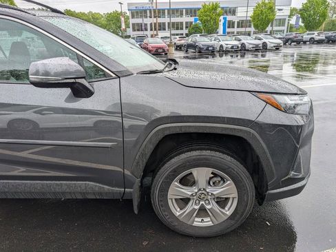 Used 2024 Toyota RAV4 XLE w/ Convenience Package AWD/4WD image 10