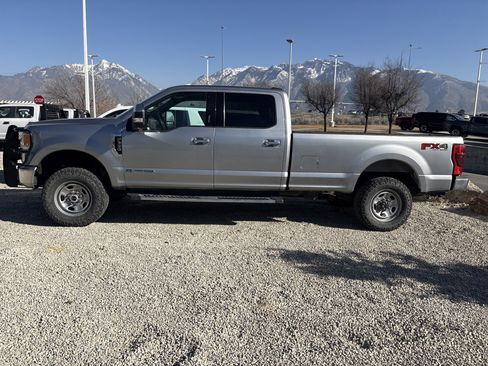 Used 2020 Ford F350 XLT w/ XLT Premium Package image 2