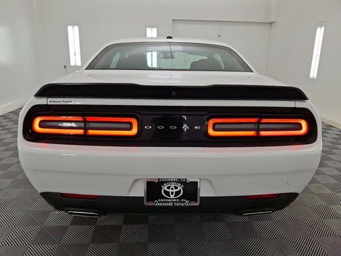 Used 2023 Dodge Challenger SXT image 22