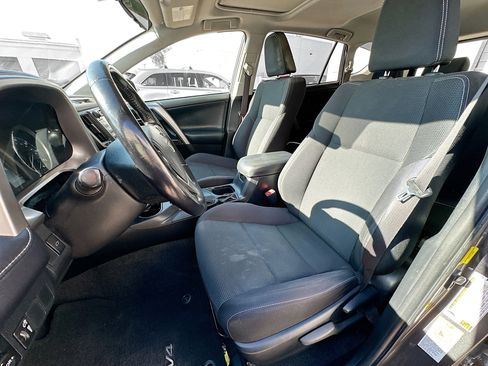 Used 2016 Toyota RAV4 XLE image 13