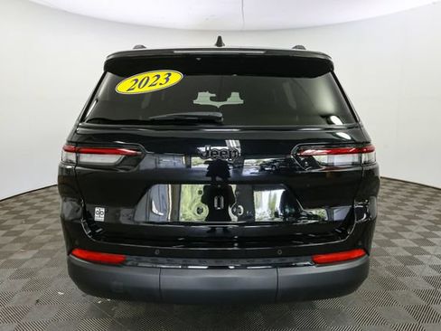 Used 2023 Jeep Grand Cherokee L Laredo AWD/4WD image 8
