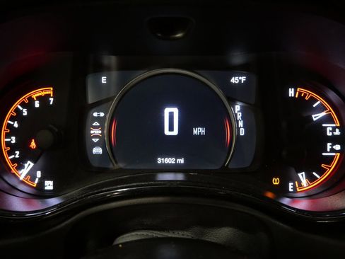 Used 2022 Dodge Durango R/T w/ Tow 'N Go Package image 16