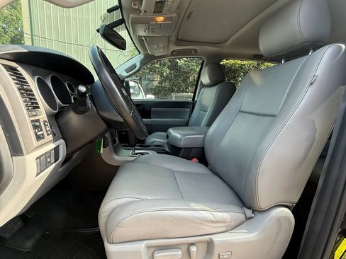 Used 2013 Toyota Sequoia SR5 w/ Premium Pkg RWD image 18