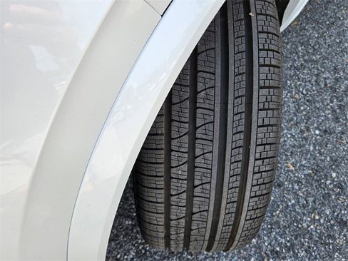 New 2025 Volvo XC90 T8 Ultra w/ Protection Package Premier image 26