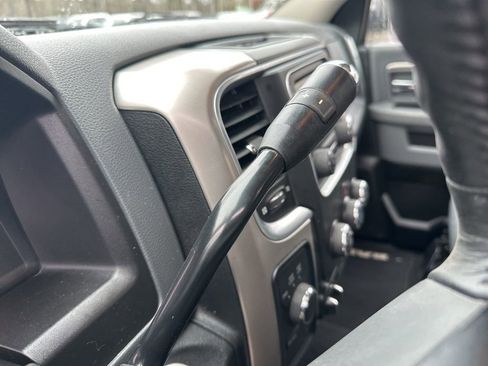 Used 2018 RAM 2500 Big Horn image 32