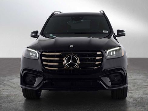 New 2026 Mercedes-Benz GLS 580 4MATIC image 8