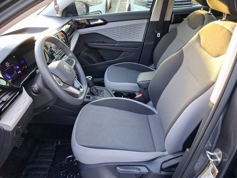 Certified 2022 Volkswagen Taos S FWD image 14