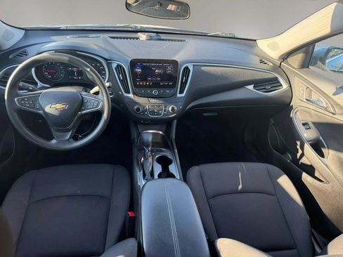Used 2023 Chevrolet Malibu LT FWD image 28