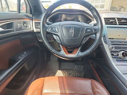 Used 2019 Lincoln MKZ Reserve AWD/4WD image 10