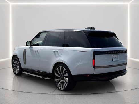 Certified 2024 Land Rover Range Rover SV AWD/4WD image 3