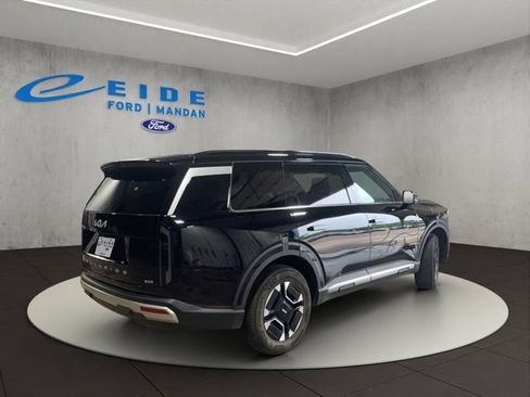 Used 2027 Kia Telluride EX w/ Towing Package AWD/4WD image 16