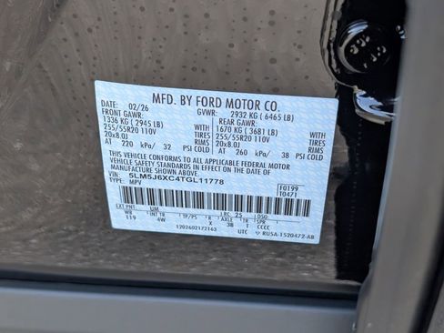 New 2026 Lincoln Aviator AWD image 15
