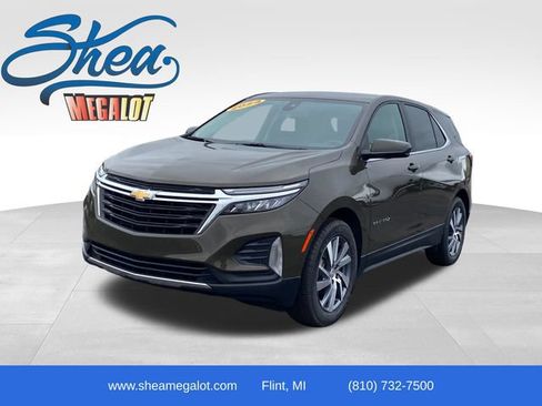 Certified 2024 Chevrolet Equinox LT w/ LPO, Floor Liner Package FWD image 1