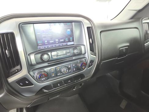 Used 2019 GMC Sierra 1500 SLE w/ SLE Value Package AWD/4WD image 28