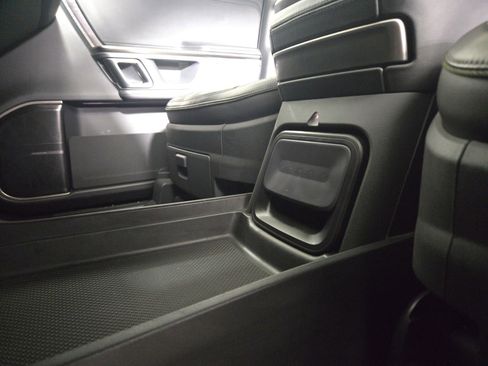 Used 2022 Rivian R1S Launch Edition image 33