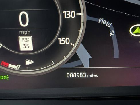 Used 2018 Land Rover Discovery HSE image 37