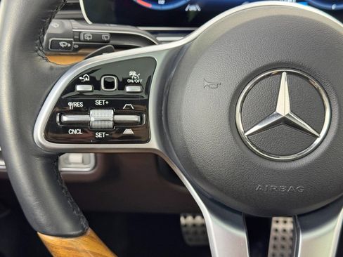 Used 2022 Mercedes-Benz GLS 450 4MATIC image 24