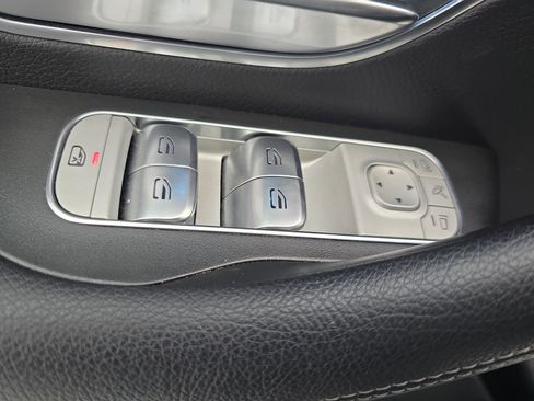 Certified 2024 Mercedes-Benz GLS 450 GLS 450 w/ Pinnacle Trim Package image 27