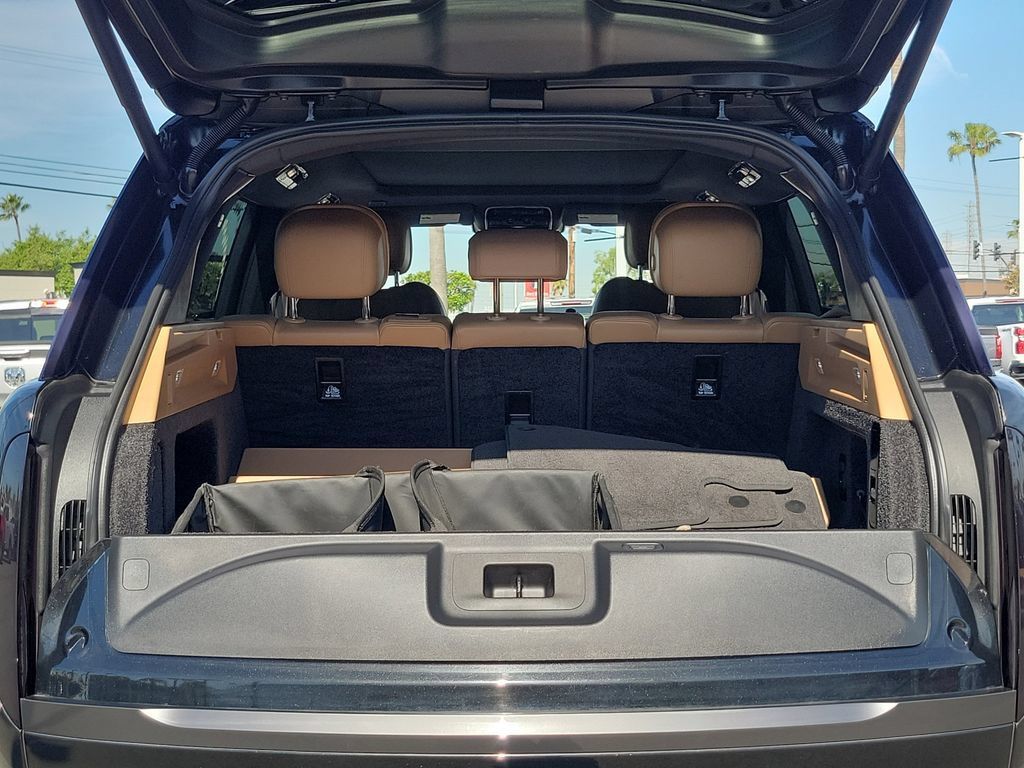 Used 2023 Land Rover Range Rover SE AWD/4WD image 22