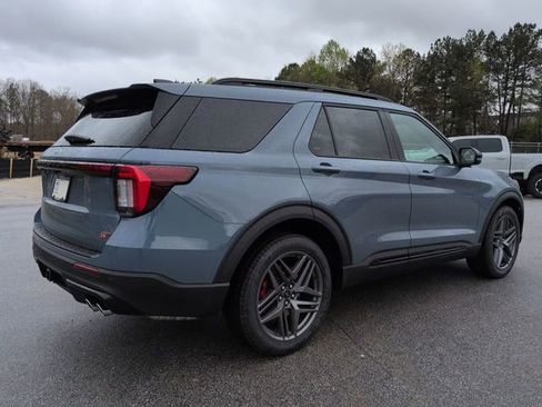 New 2026 Ford Explorer ST image 4