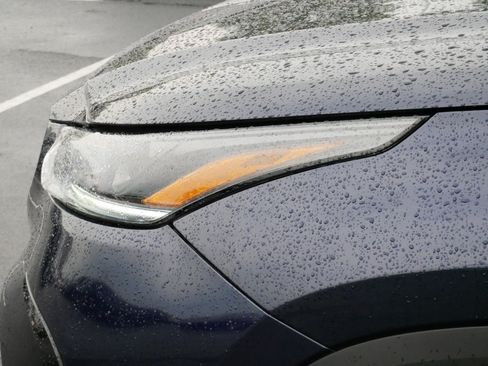Certified 2025 Toyota Highlander XSE AWD/4WD image 16