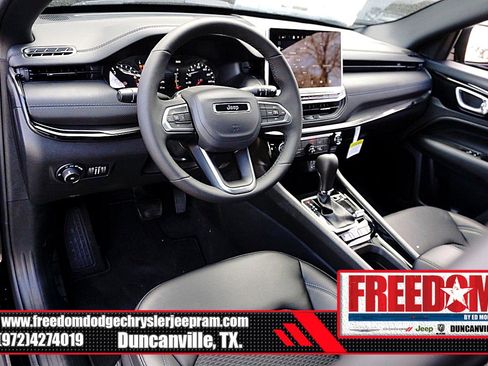 New 2026 Jeep Compass Latitude AWD/4WD image 10