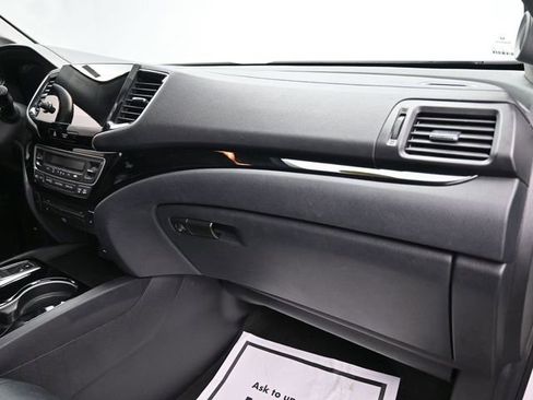 Used 2021 Honda Pilot Touring image 39
