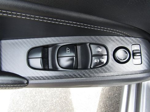 Used 2012 Nissan Altima 3.5 SR w/ Technology Pkg FWD image 42