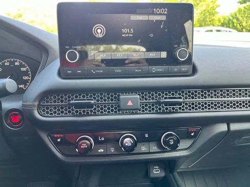 Used 2024 Honda HR-V Sport image 9