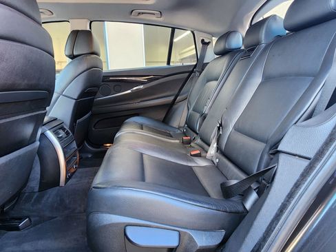Used 2011 BMW 550i Gran Turismo RWD image 19