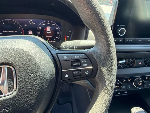 Used 2024 Honda Accord EX image 17