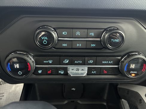 Used 2023 Ford Bronco Outer Banks w/ Sasquatch Package image 41