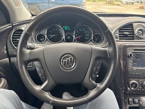 Used 2017 Buick Enclave Premium AWD/4WD image 28