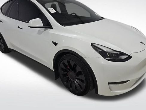 Used 2022 Tesla Model Y Performance AWD/4WD image 7
