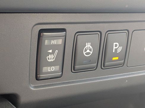 New 2026 Nissan Frontier SV w/ All-Weather Content Package AWD/4WD image 16