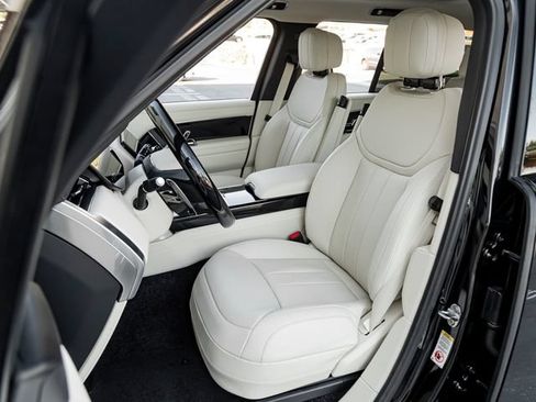 New 2026 Land Rover Range Rover SE AWD/4WD image 13