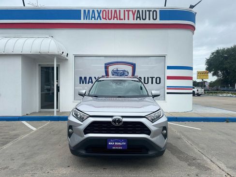 Used 2020 Toyota RAV4 XLE w/ Convenience Package AWD/4WD image 7