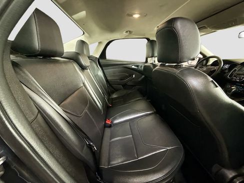 Used 2017 Ford Focus Titanium w/ Titanium Technology Package image 28