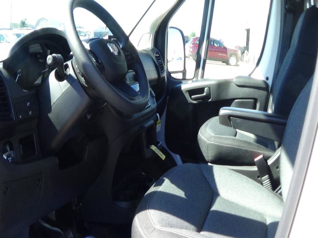 Used 2025 RAM ProMaster 2500 w/ Convenience Group FWD image 12