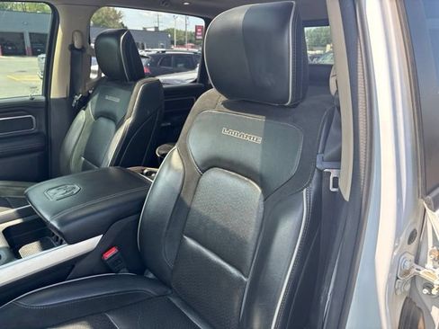 Used 2021 RAM 1500 Laramie AWD/4WD image 16