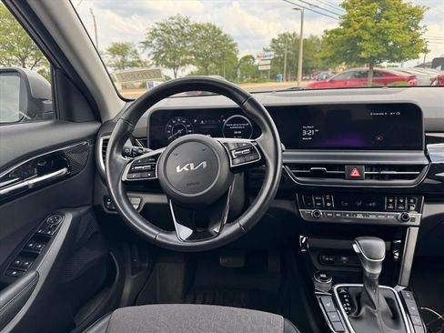 Certified 2024 Kia Seltos S AWD/4WD image 12