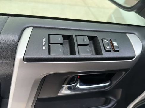 Certified 2022 Toyota 4Runner SR5 RWD image 10