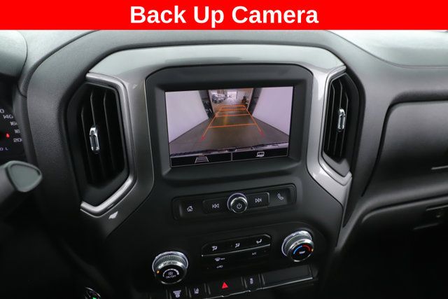 Used 2025 GMC Sierra 2500 Pro AWD/4WD image 4